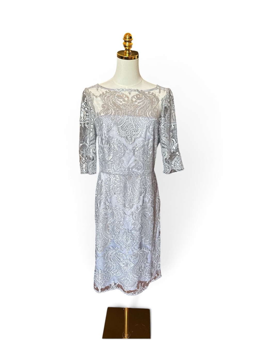 Tahari Arthur S. Levine Silver Lace Midi Dress size 6